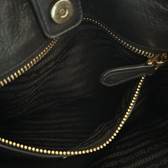 💯Authentic Prada Tote - Picture 10 of 17